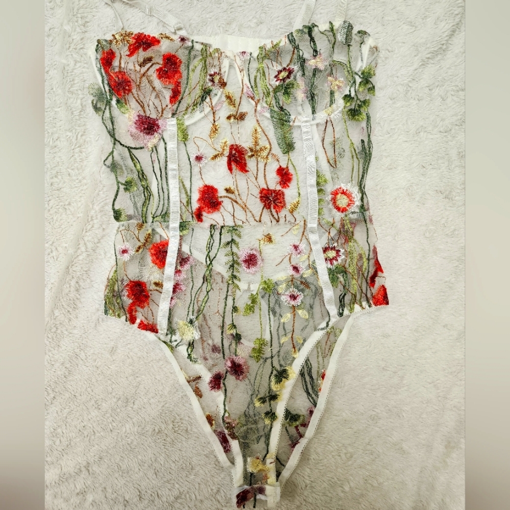 Floral Lingerie size Large